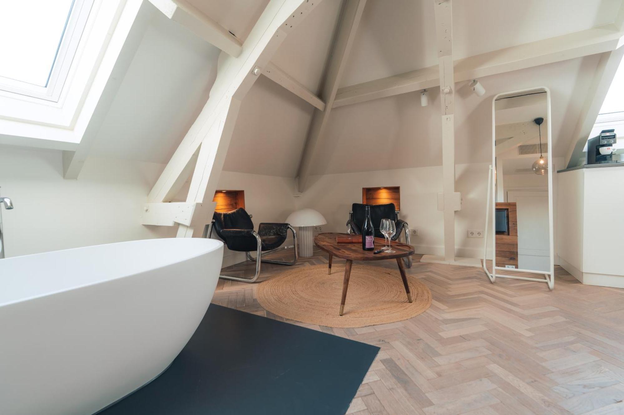Boutique Hotel De Witte Dame Abcoude Exterior photo