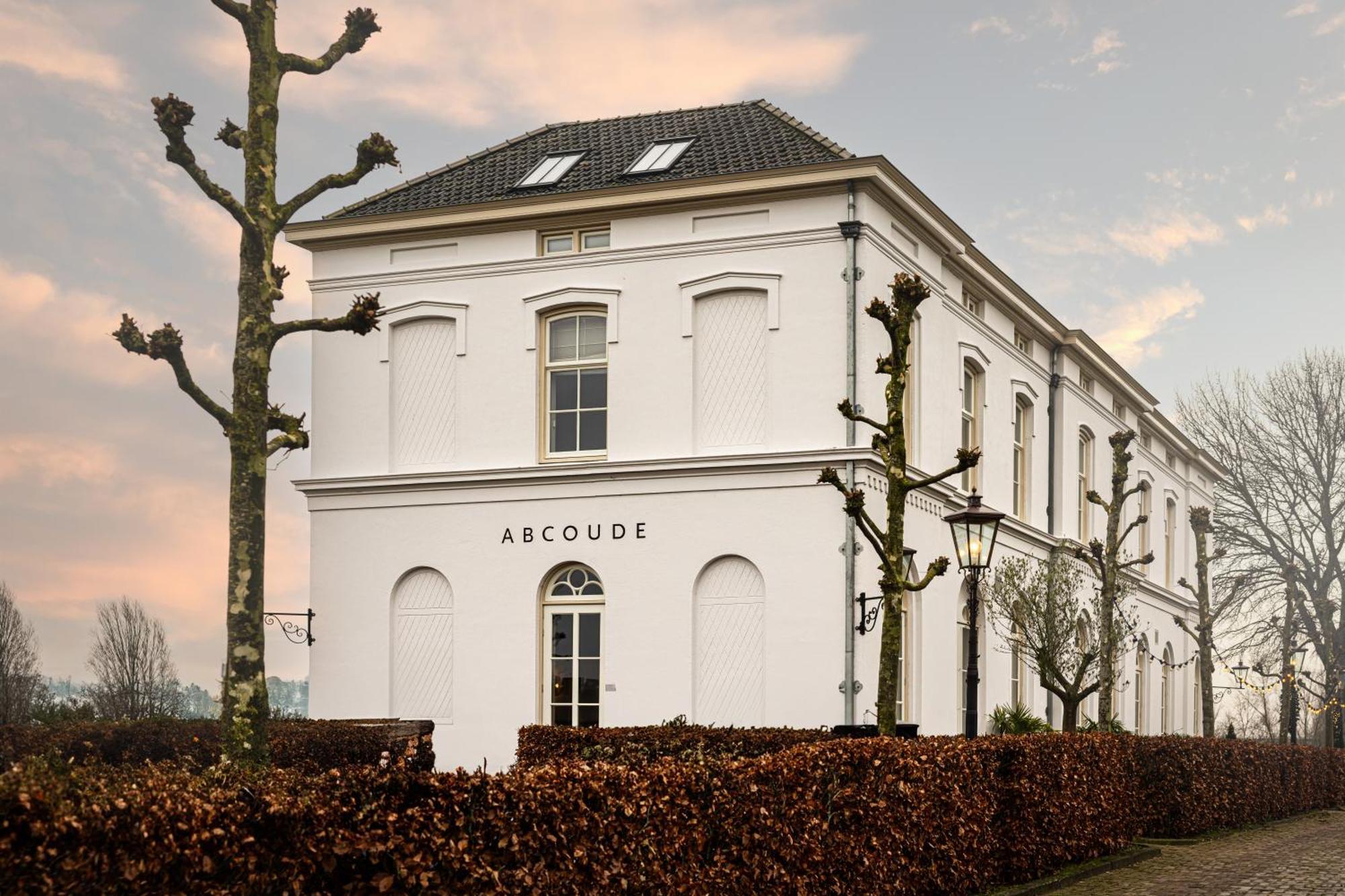 Boutique Hotel De Witte Dame Abcoude Exterior photo